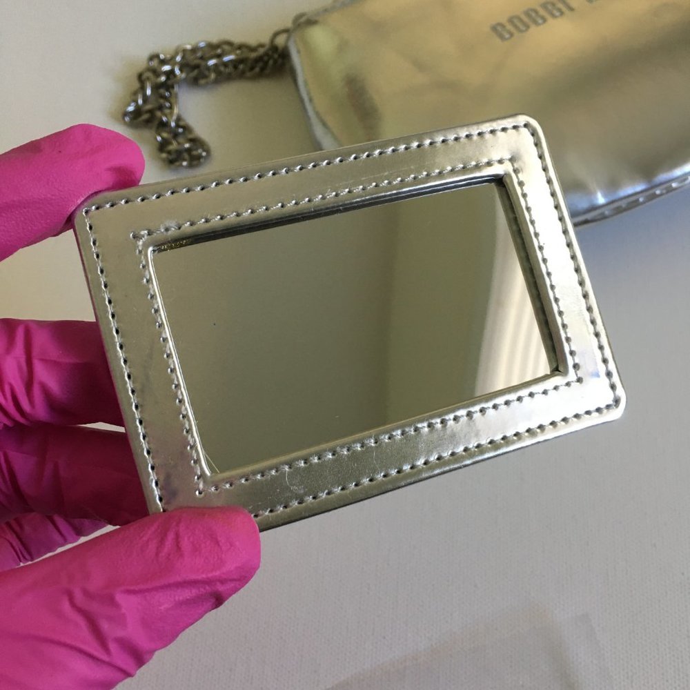 Bobbi Brown NEW Silver Chain Wristlet Zippered Pouch w/Mirror 6.5" x 4" x 1.75" - Picture 3 of 15